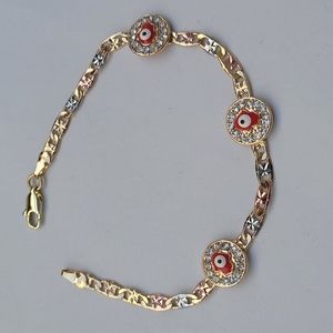 Pulcera en oro enchapado